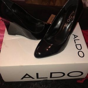 Aldo Wedge shoe